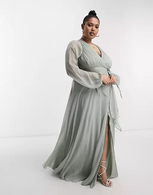 Plus-Size Wedding Guests Dresses